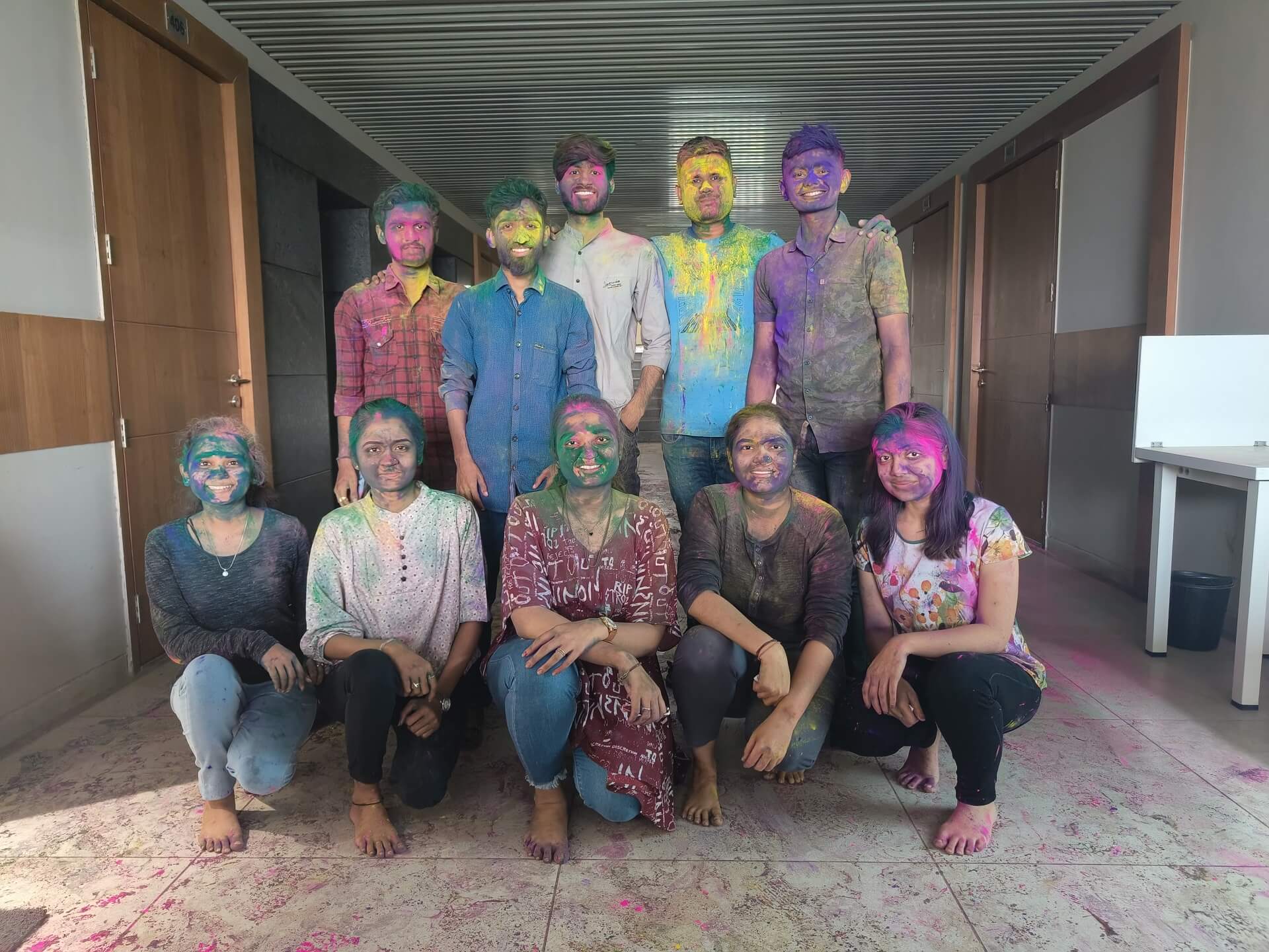 holi-2023-1